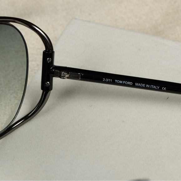 Tom Ford Sunglasses - Eugenia Square with Blue Gradient Lens - Picture 5 of 6